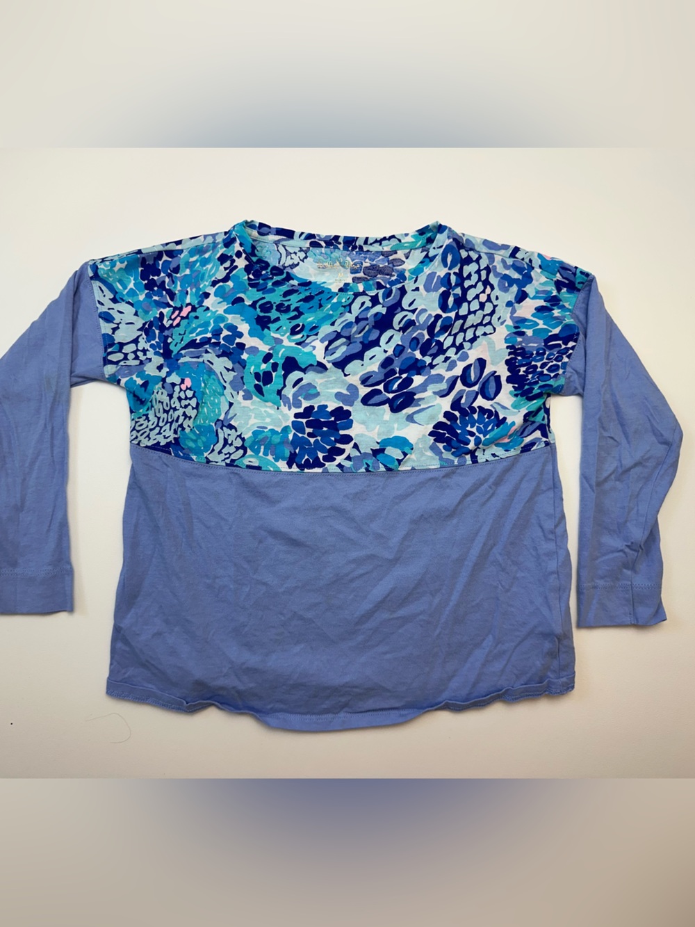 Lilly Pulitzer Blue & Aqua Abstract Crewneck Top